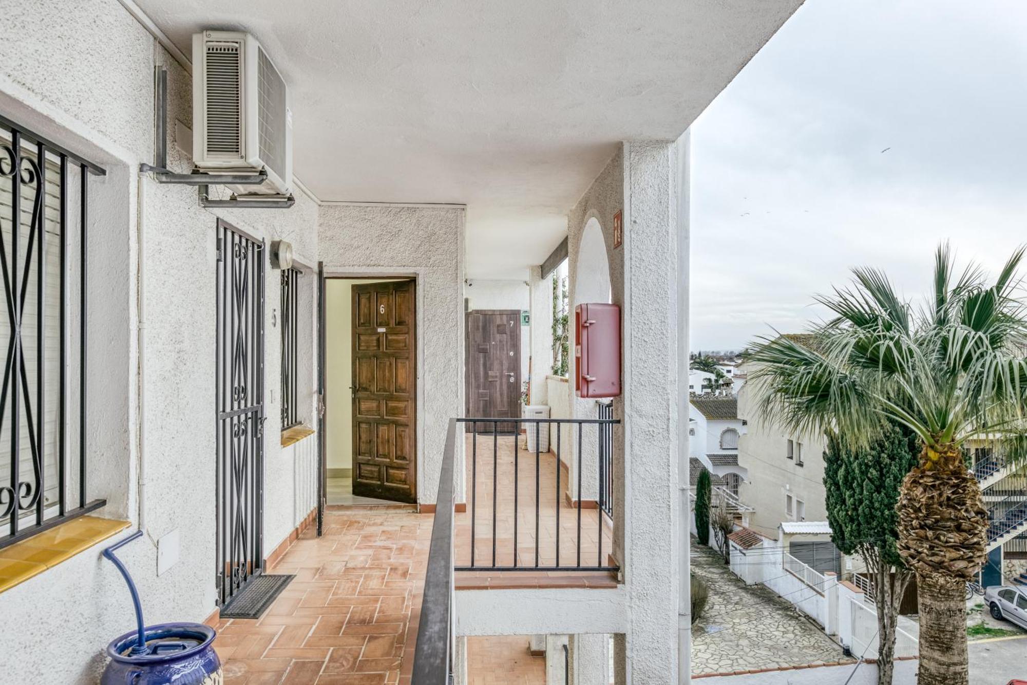 Apartment Sant Mauricio